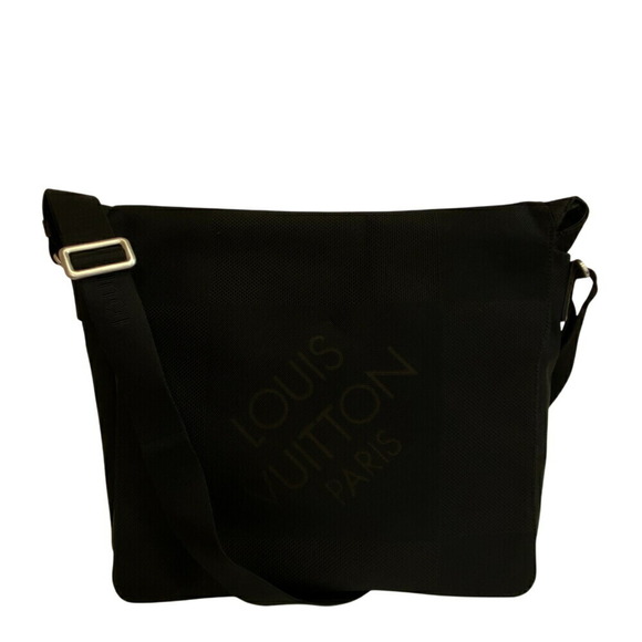 LOUIS VUITTON M93618 Petit Messager Bag Damier Geant Shoulder Black Men's